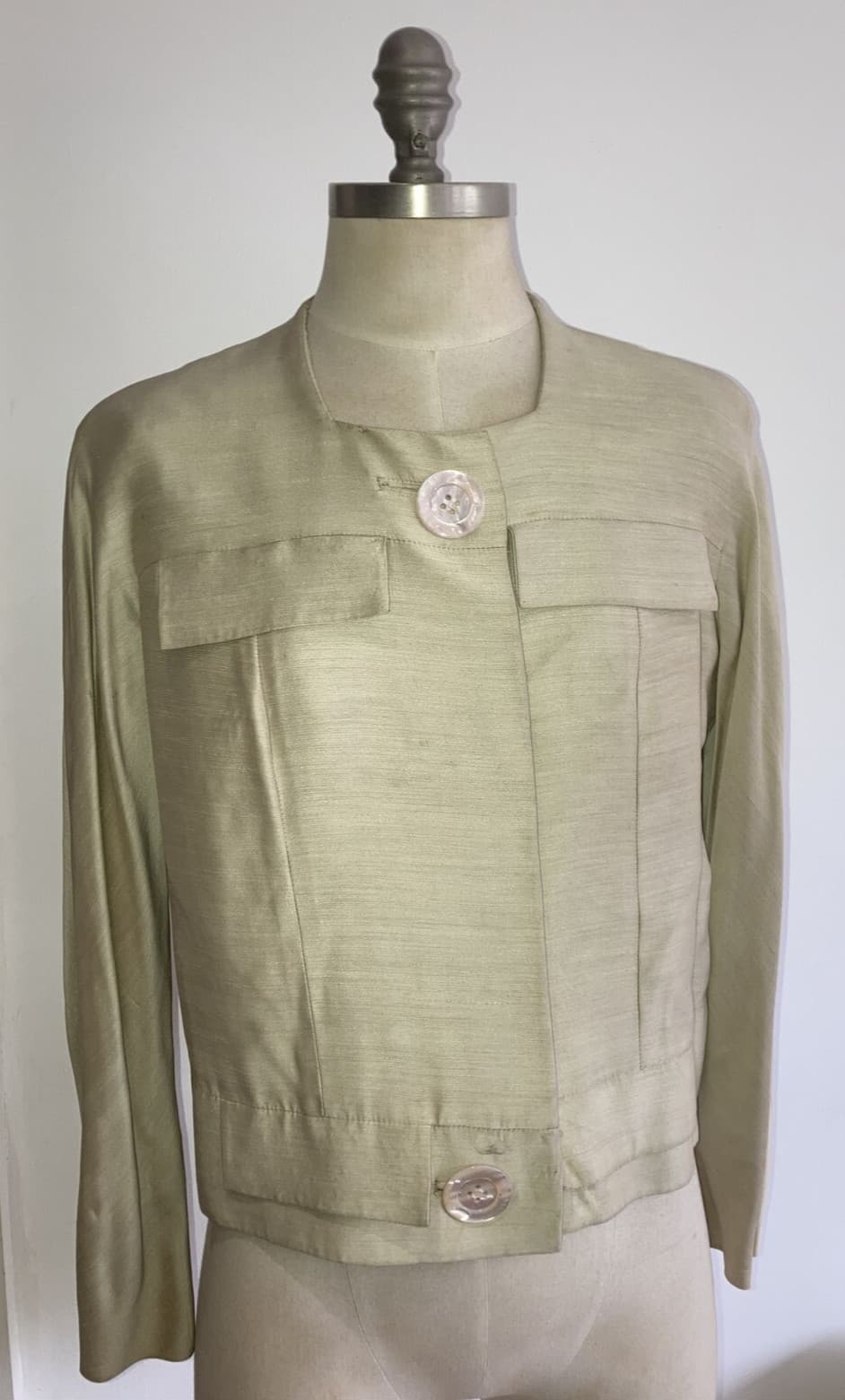 Rare 1950s "Worth"  Numbered Pleated Ivory Jacket, 21" armpit to armpit approx.