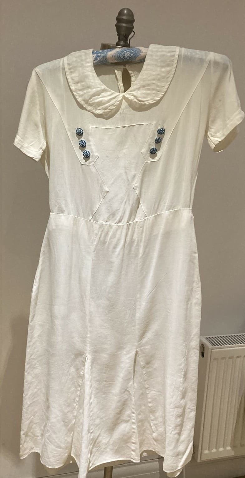 Vintage 1940s White Tea Dress, Blue Button Trim, 18" armpit to armpit approx
