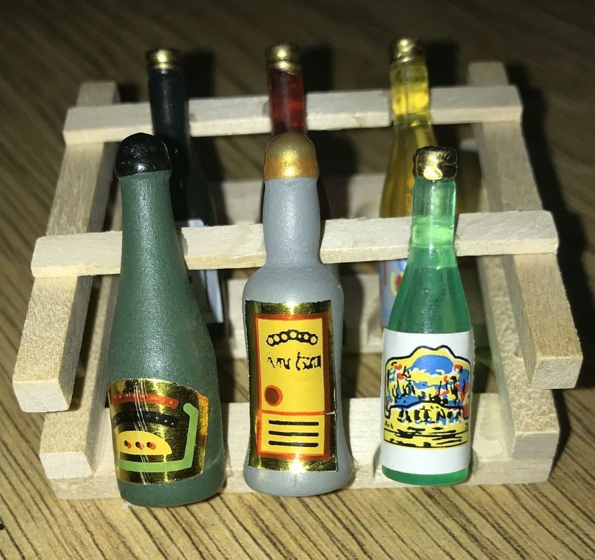 Dolls House Miniature Wine Rack with Bottles 