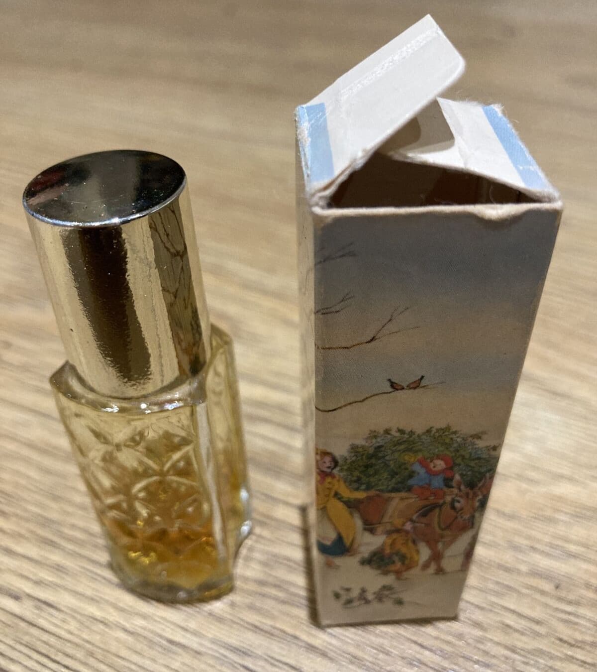 Vintage Avon Christmas Box Containing "Bird of Paradise" Perfume-On