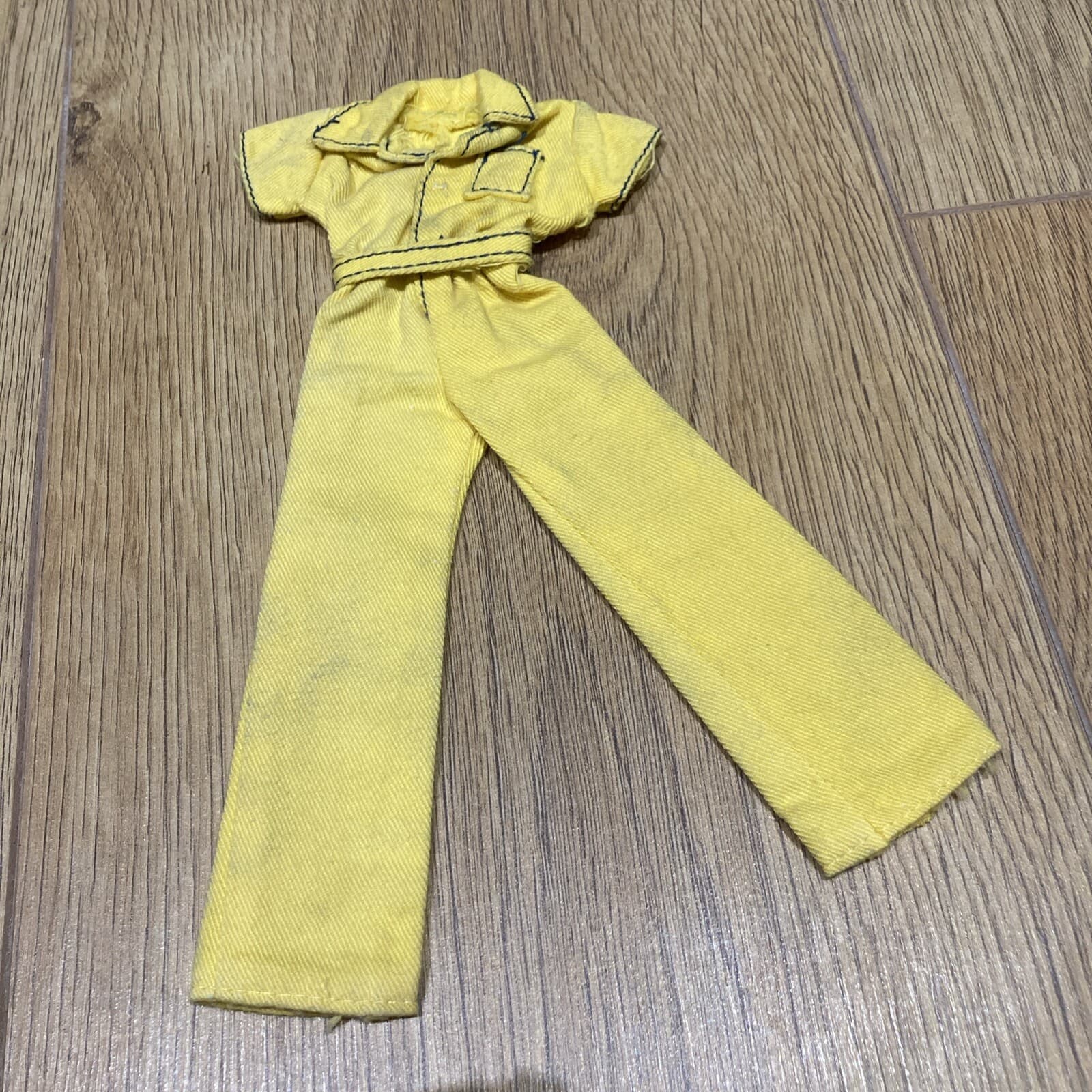 Pedigree Sindy Doll Free Wheeling Yellow Jumpsuit Outfit (Ref 44072) 1980