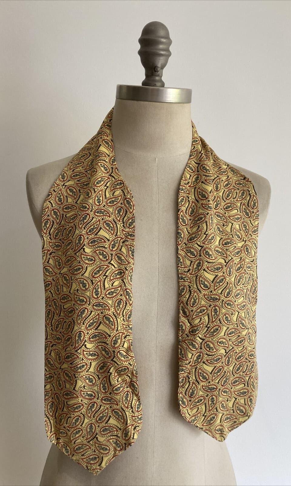 Vintage Mens Tootal Yellow Paisley Cravat Neck Tie