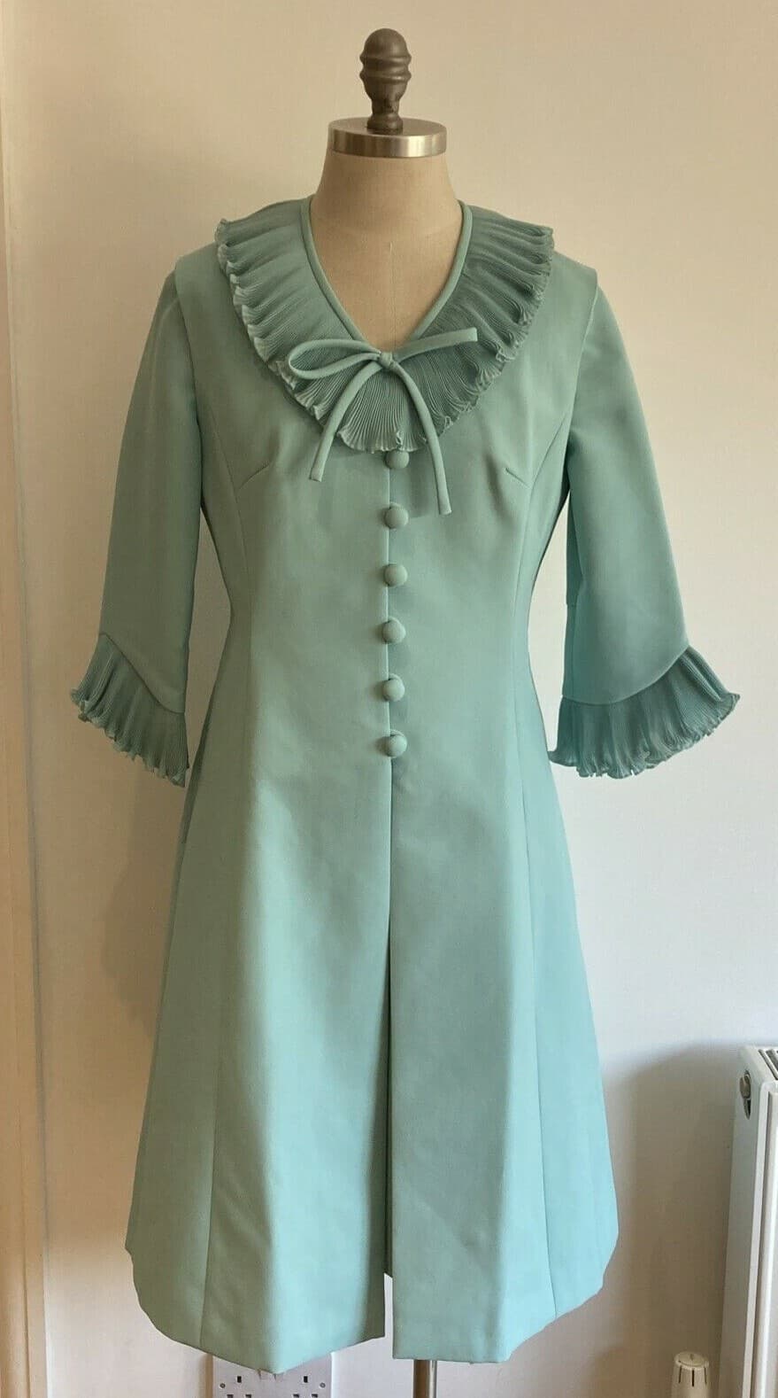 Vintage 1970s Dress Sleeveless Coat & 2nd Coat Wedding/Cocktail 18.5" pit to pit