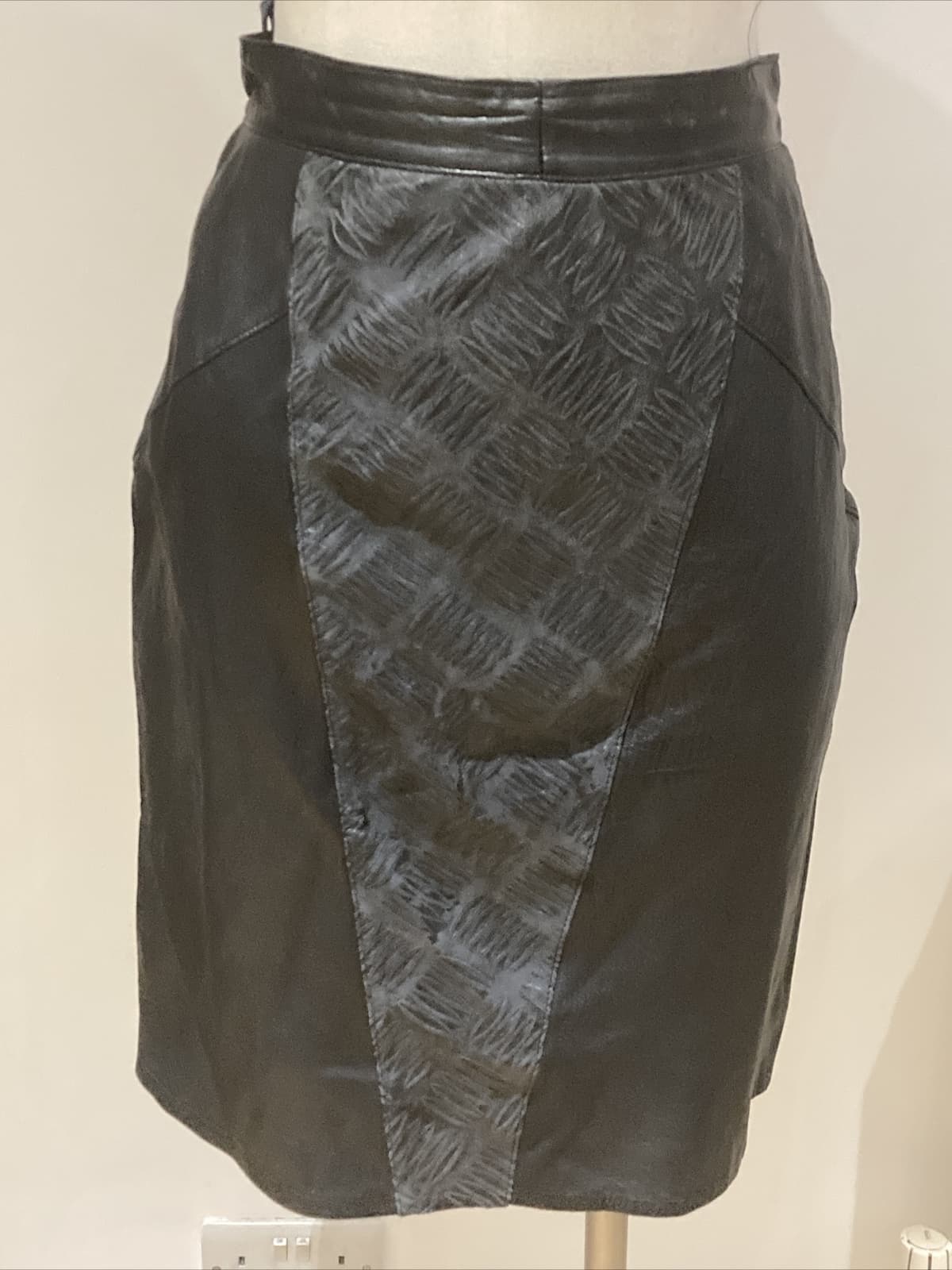 Black Leather Vintage Pencil Skirt 1980s, (13.5" across waist approximately)