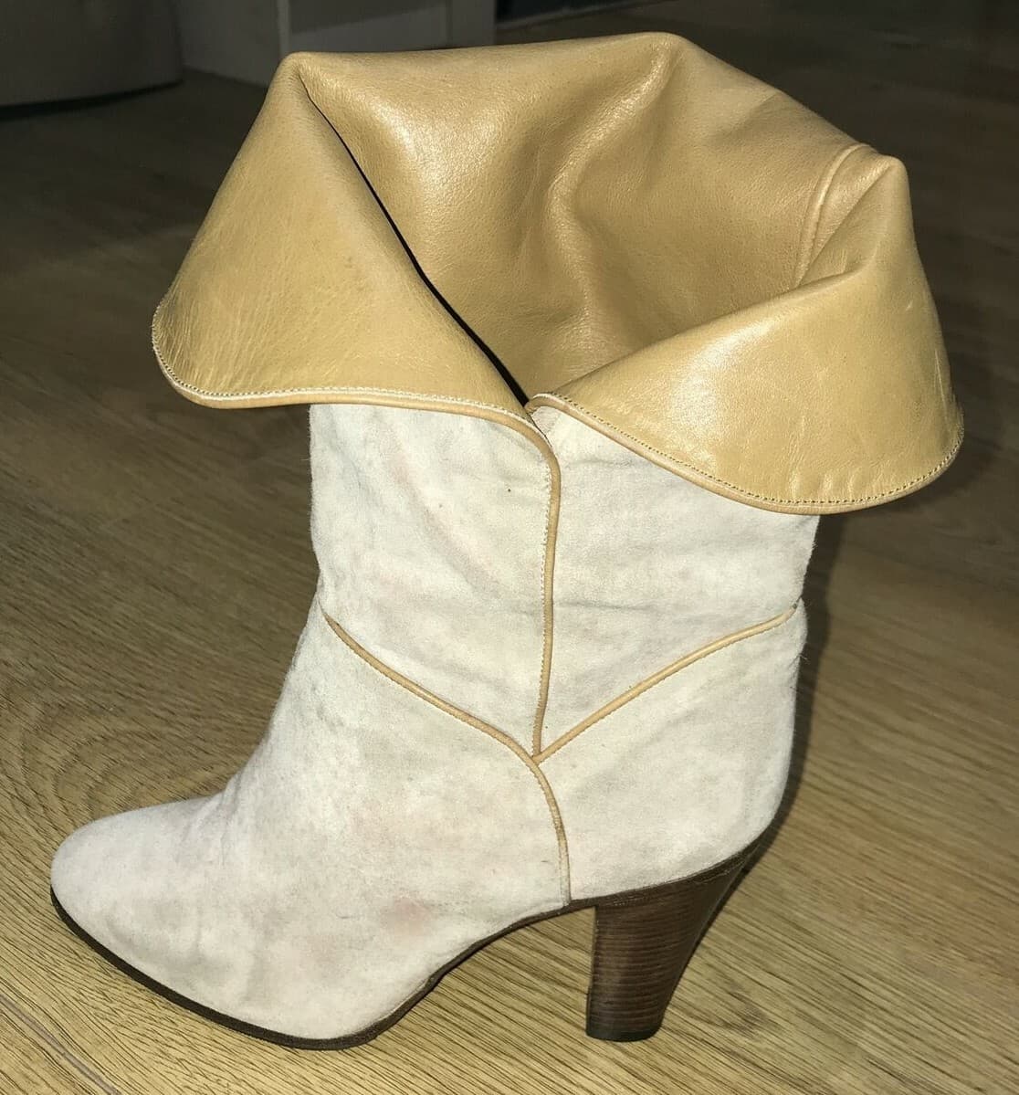 Vintage 1970s Soft Suede Boots, Size 35.5 Eu, 2.5 UK, Need TLC, Mushroom Colour