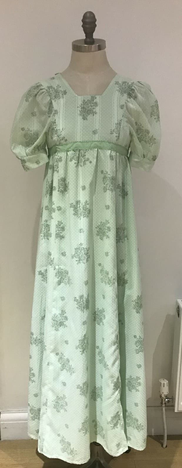 1970s Lined Mint Green Floral Maxi Dress with Bow Trim, 15" armpit to armpit (S)