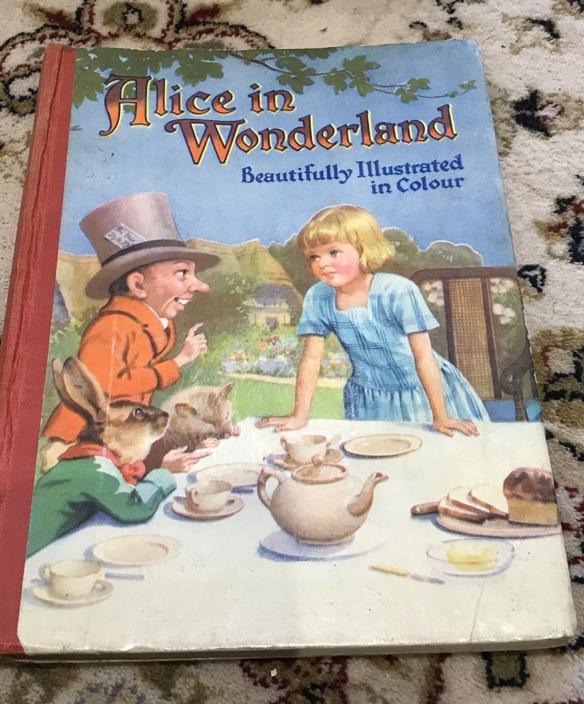 VINTAGE 1930's ALICE IN WONDERLAND COLOUR ILLUSTRATED (BY A.A. NASH?)
