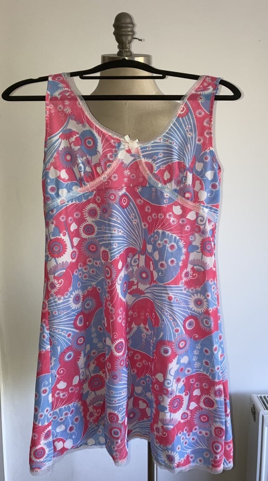 Vintage Pink/White 1960s/70s Slip/Petticoat Pin-up Glam Boudoir, Size Small