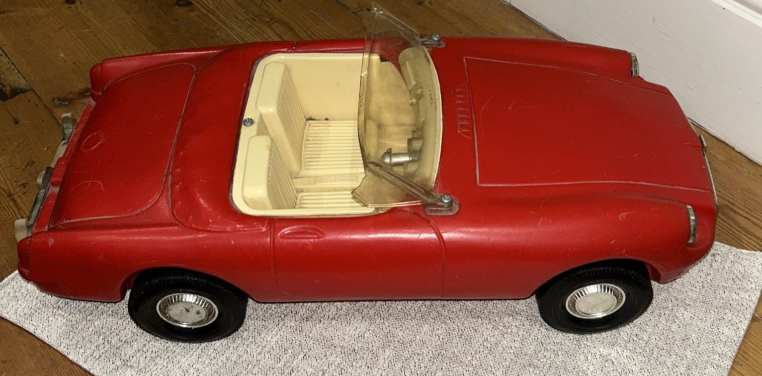 Rare Pedigree Sindy Doll Red Sports Car, British MGB 1965, 12SA1