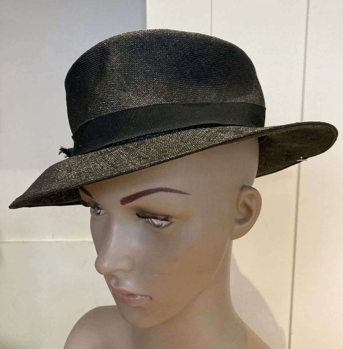 Peekaboo Vintage Topshop Black Straw Hat with Grosgrain Band & Bow, Size M