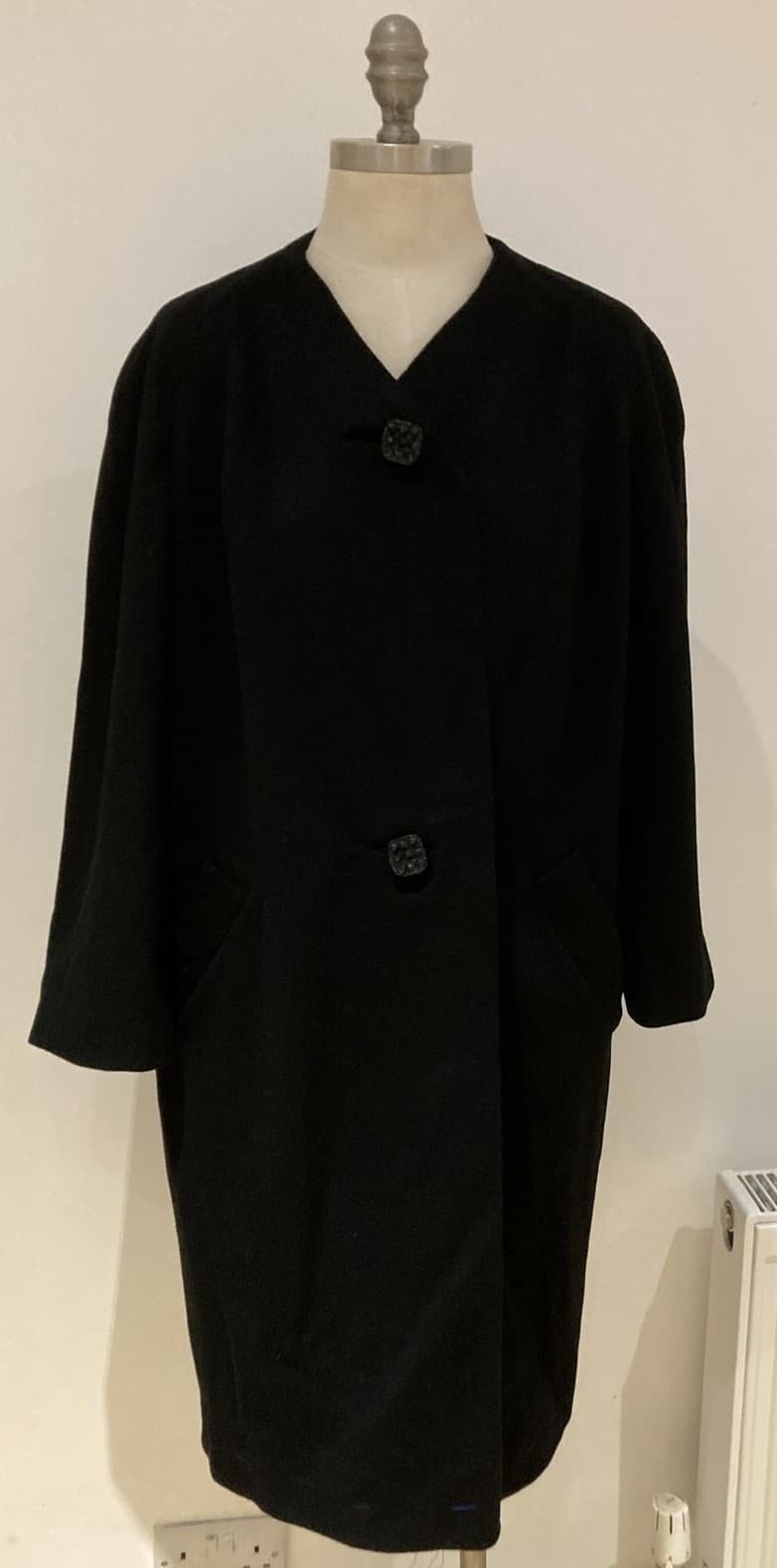 Vintage 1950s Fair Lady Black Wool Coat Size 20" from Pit to Pit (Needs Hemming)