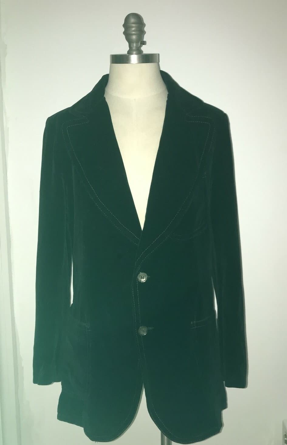 Original Early 70s Vintage "Villains London W1" Velvet Jacket, 19.5" pit to pit