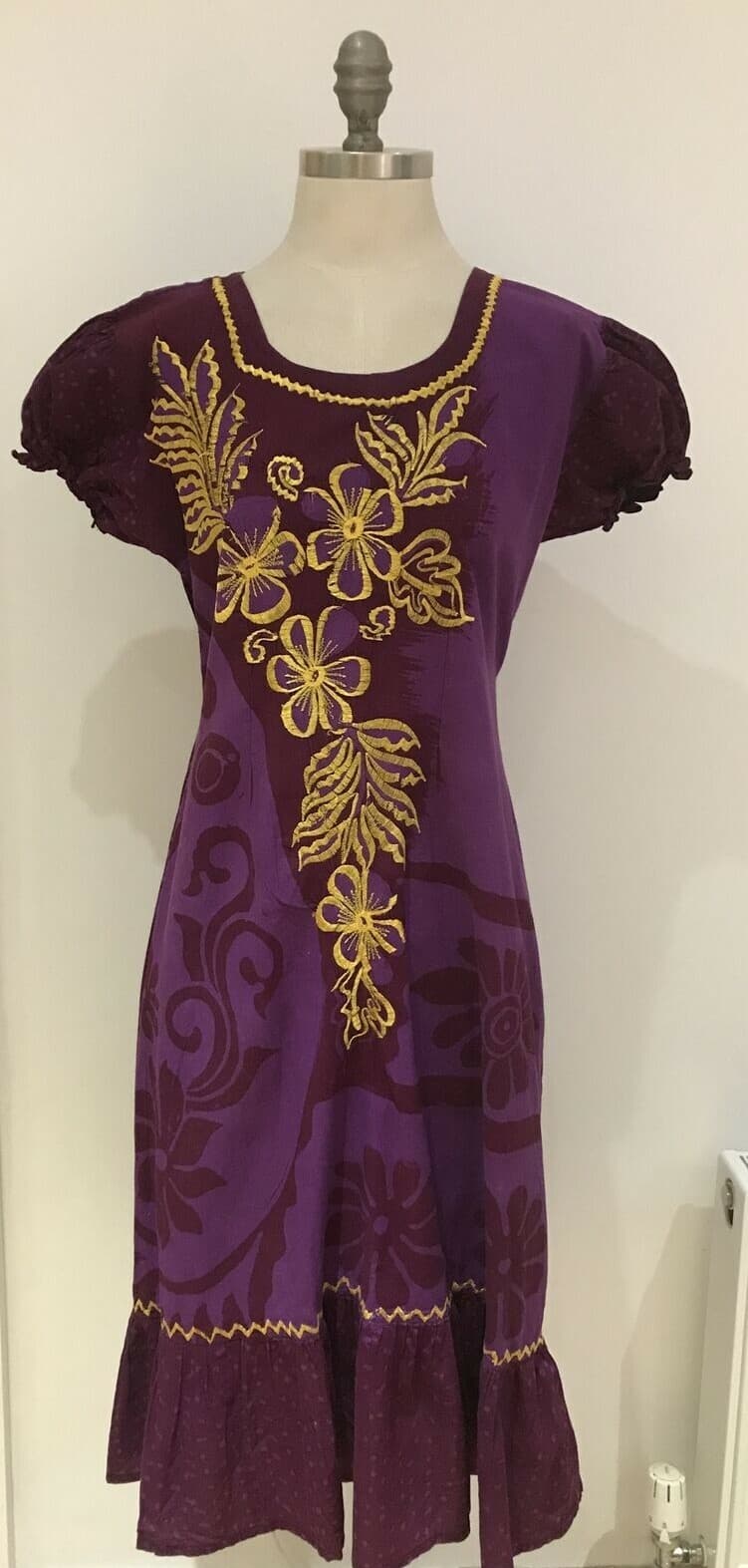 Vintage 1970s Purple Boho Hippy Dress with Yellow Embroidery, 20.5" pit to pit
