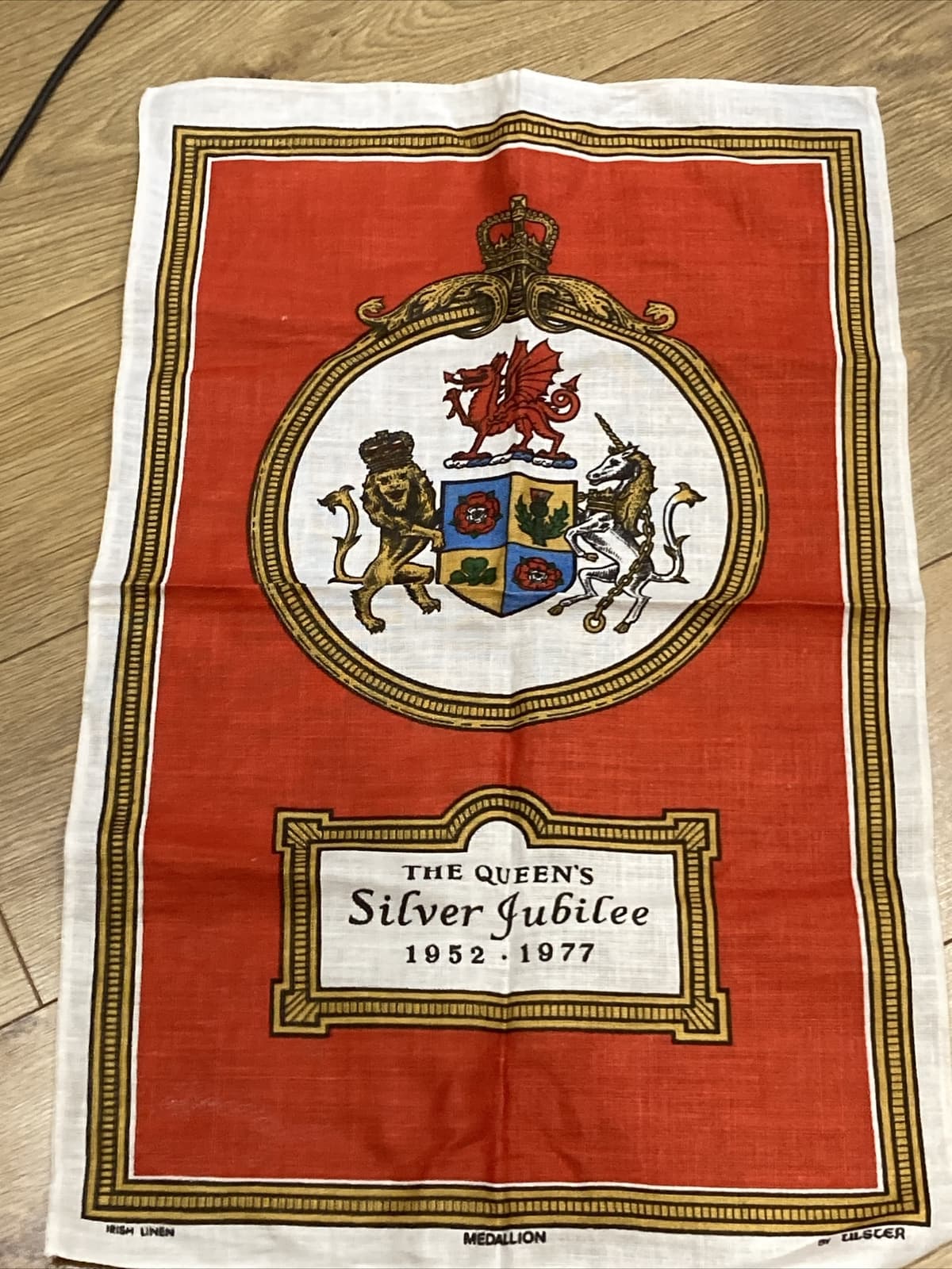 Vintage Linen Tea Towel - The Queens Silver Jubilee 1977