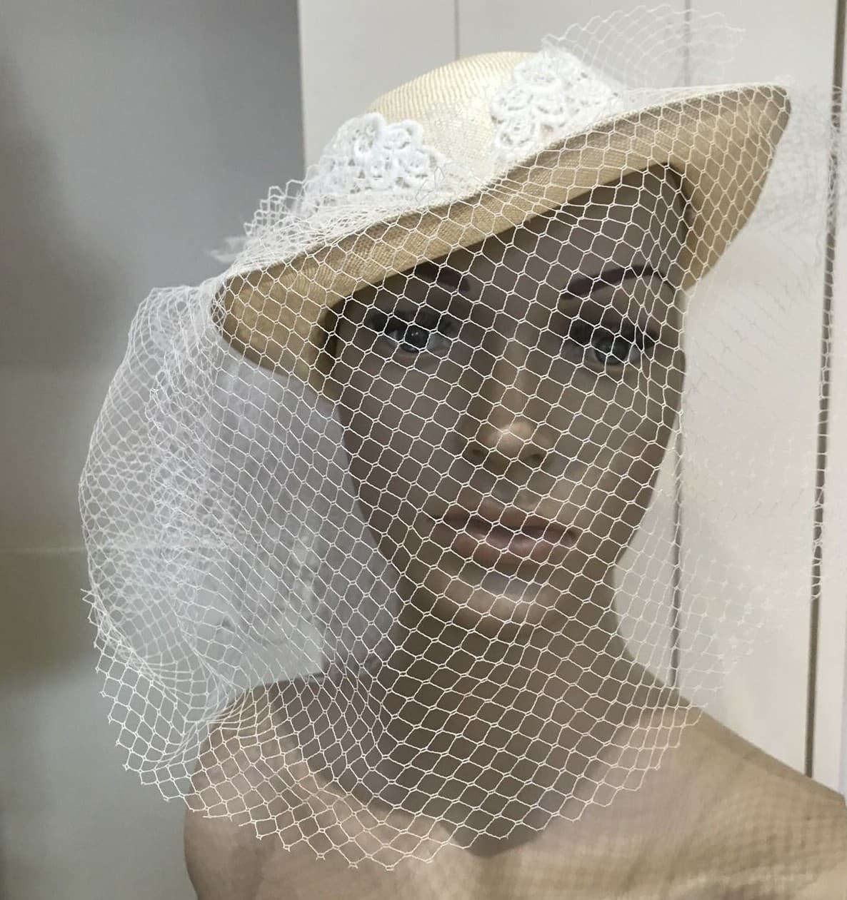 Vintage 1970s "Brides by Bermona" Straw Hat - Veil, Lace & Feather Trim, Size M