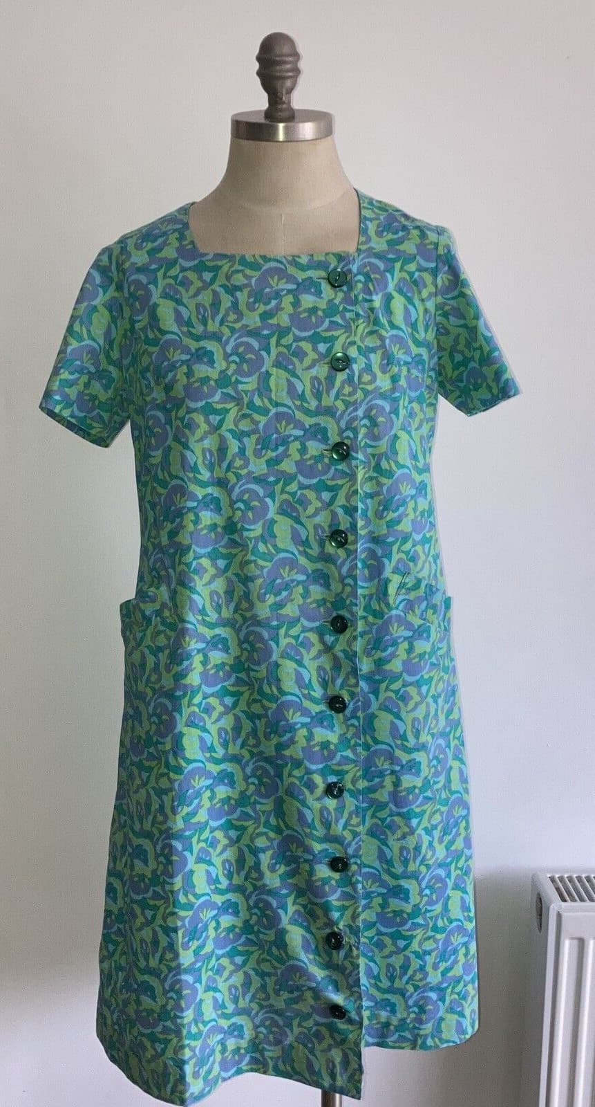 Vintage Late 1960s/Early 70s Cotton Dress, Goodwood? Pit to Pit 18.5" approx