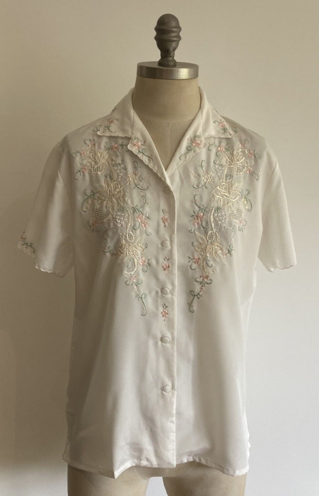 1980s/90s Embroidered Cream Blouse/Shirt, 20.5" pit to pit