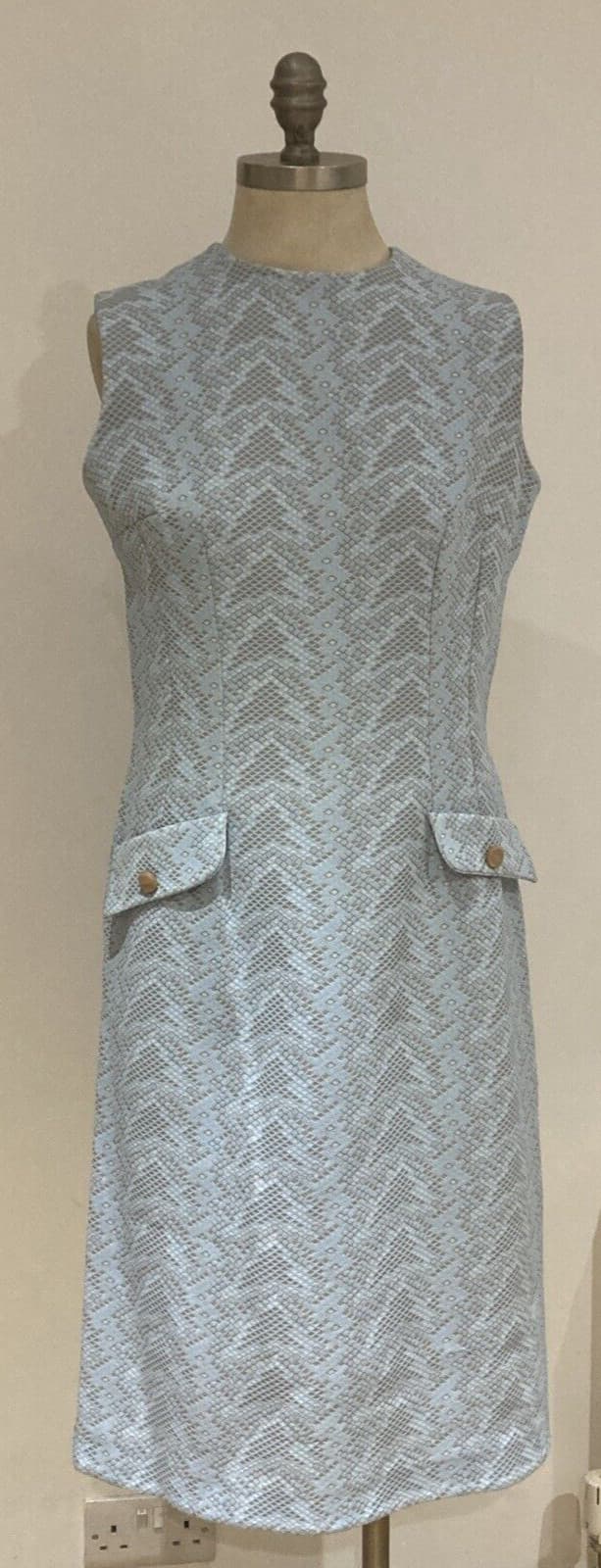 1970s Vintage Blue/Beige Sleeveless Dress, 18.5" pit to pit